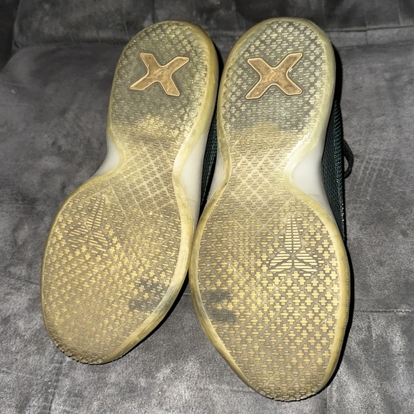 Kobe X flight - Picture 3 of 6